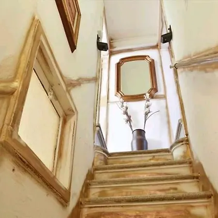 /room With Private Bathroom