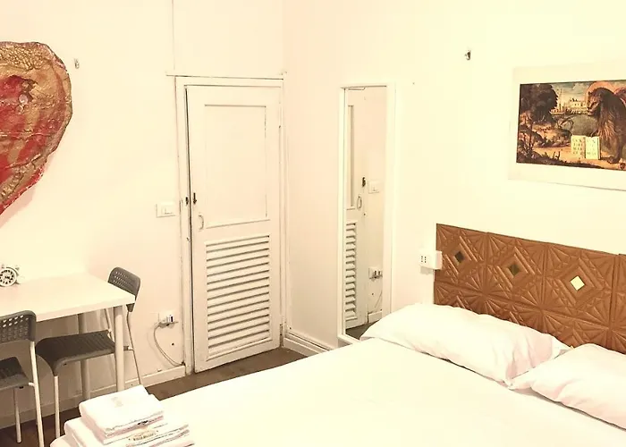 /room With Private Bathroom Venecia